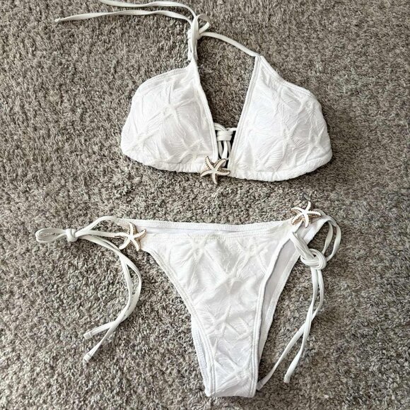 Brand New White Textured Bikini with Ceramic Starfish on each hip (white & gold) - Picture 8 of 10